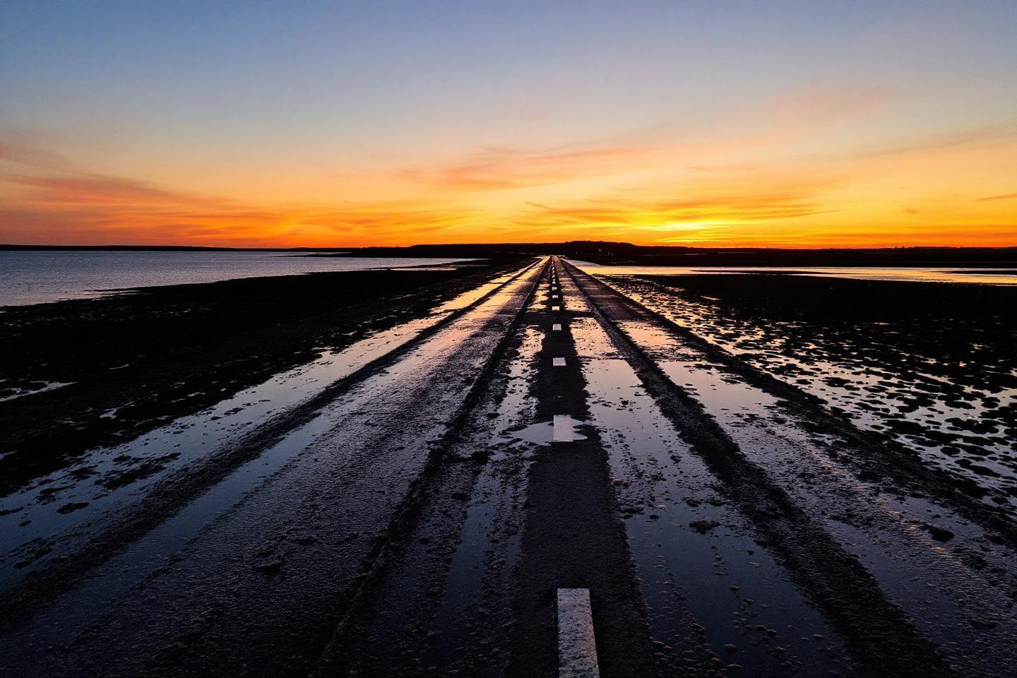 Passage du Gois : route mythique accessible à marée basse en Vendée