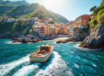 découvrez les cinque terre autrement en explorant ses villages colorés depuis la mer lors d'une aventure en bateau inoubliable alliant paysages spectaculaires et moments d'évasion.